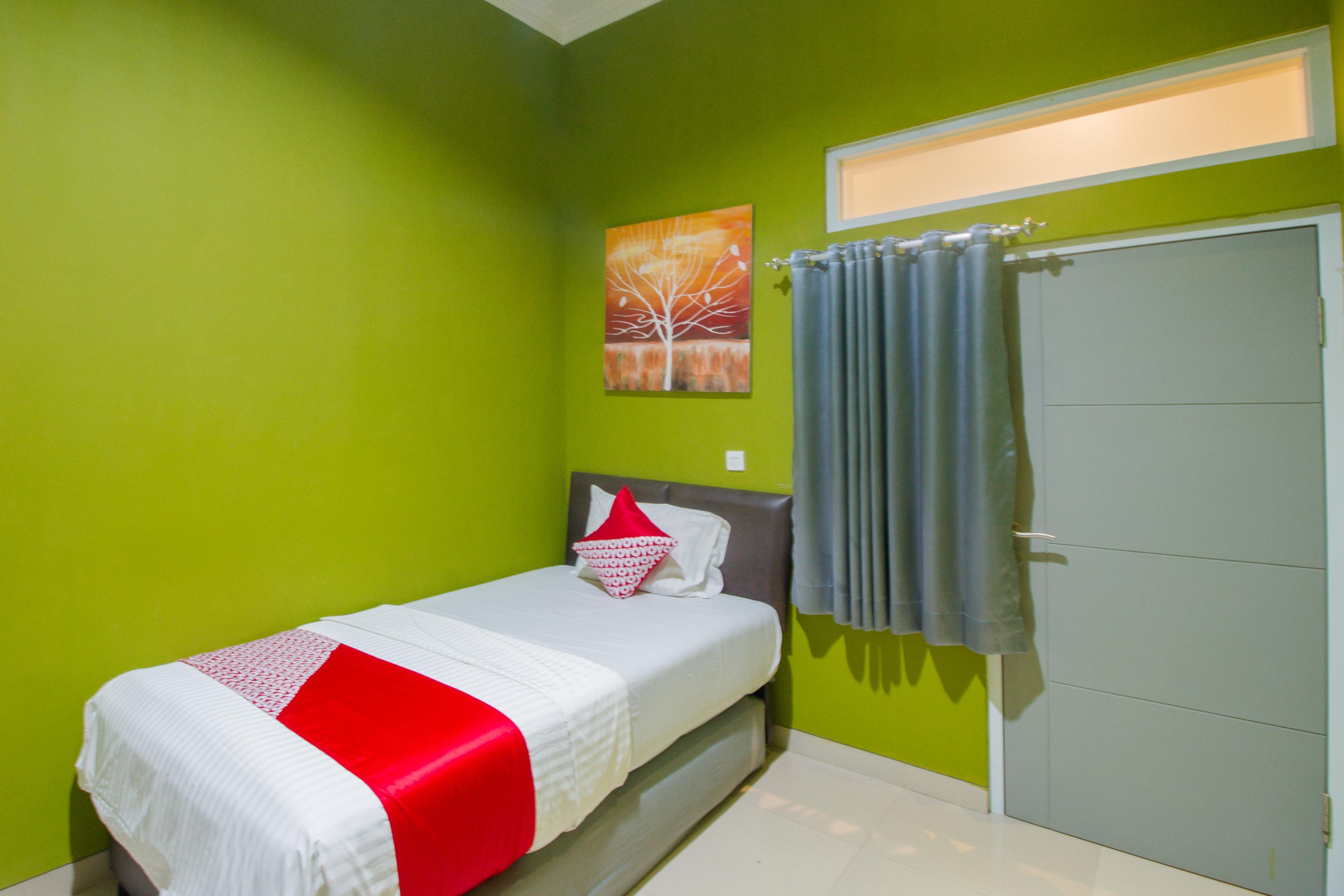 Oyo 871 Aira Costel Hotell Cianjur Eksteriør bilde