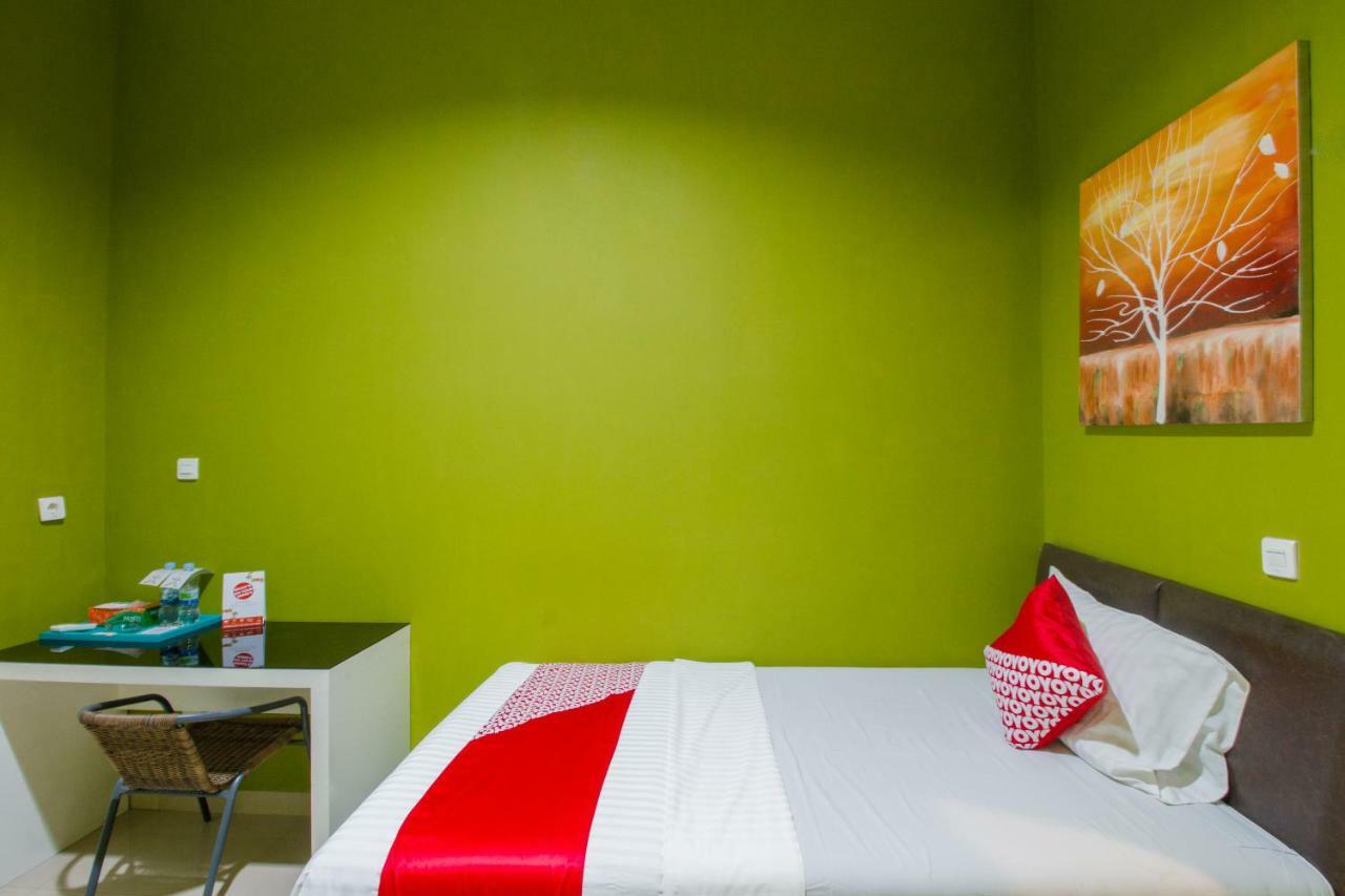 Oyo 871 Aira Costel Hotell Cianjur Eksteriør bilde
